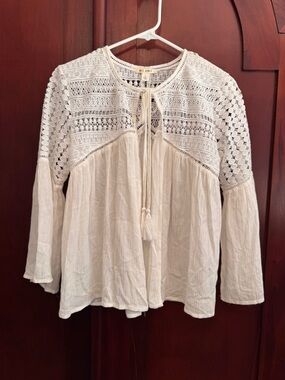 Francesca's Miami White Crochet Tie Drapey Flowy Cardigan Size Small Boho